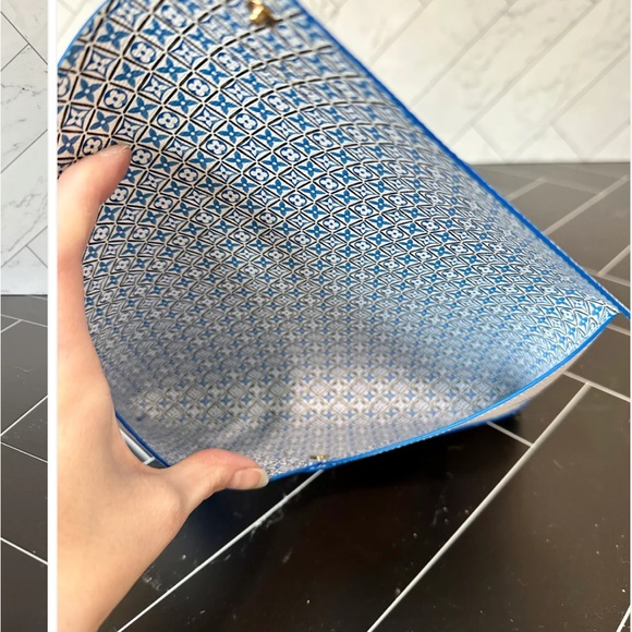 BRAND NEW Louis Vuitton Large By The Pool Kirigami Pochette - Picture 2 of 8